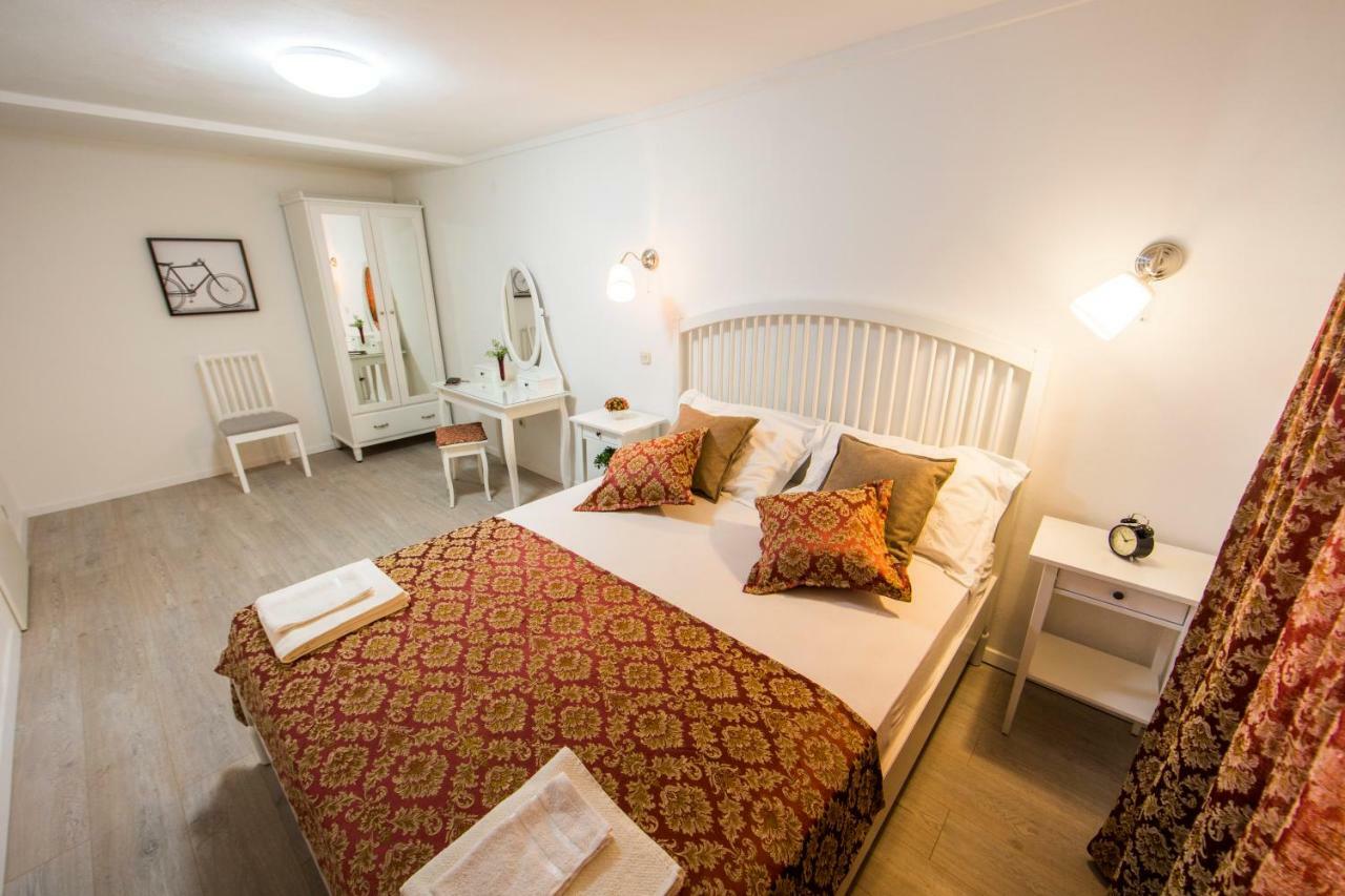 Apartments Ivica Split Bagian luar foto